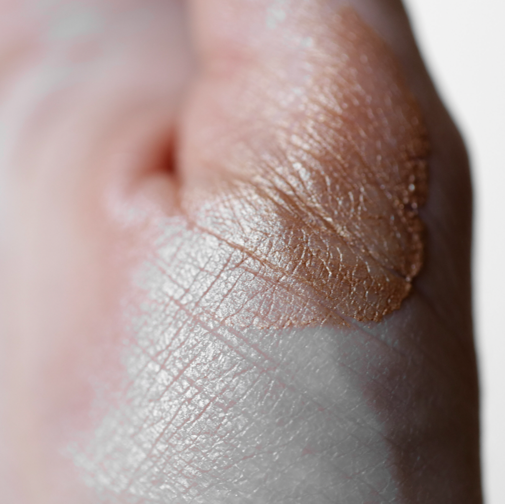 Among the Flowers Highlight Stick